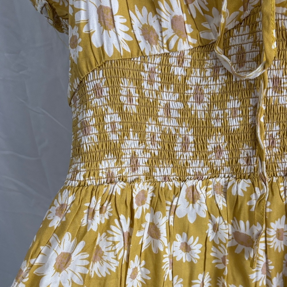 In bloom Yellow Daisy Print Puff Sleeve Midi Dress - Picture 4 of 5
